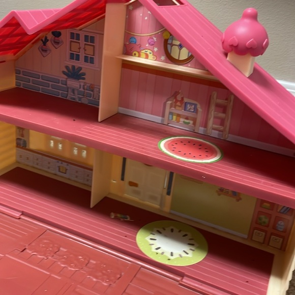 Bluey House - Picture 2 of 3